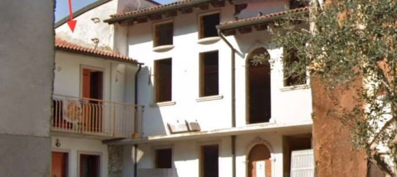 3 bedrooms House in Arzignano, Italy No. 325975 2