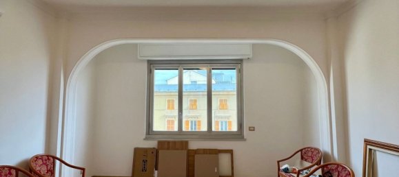 3 rooms Apartment in Genoa, Italy No. 35857 37
