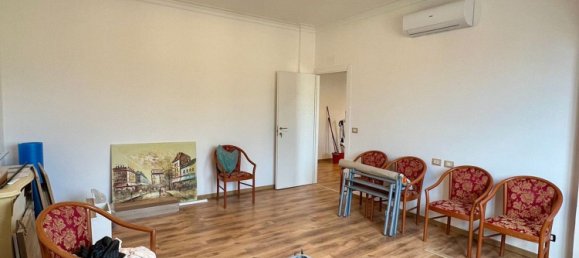 3 rooms Apartment in Genoa, Italy No. 35857 41