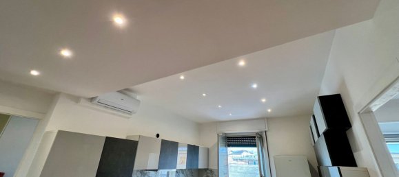 3 rooms Apartment in Genoa, Italy No. 35857 9