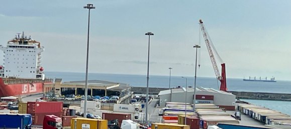 3 rooms Apartment in Genoa, Italy No. 35857 45