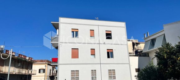 3-salle Appartement à Brusciano, Italy No. 24059 13