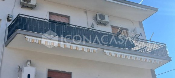 3-salle Appartement à Brusciano, Italy No. 24059 2