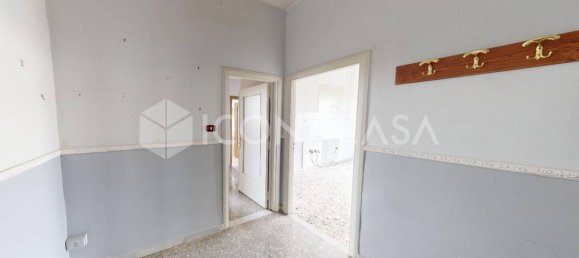 3-salle Appartement à Brusciano, Italy No. 24059 25
