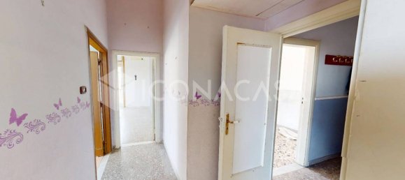 3-salle Appartement à Brusciano, Italy No. 24059 17