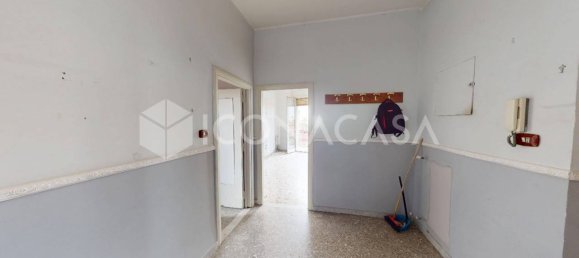 3-salle Appartement à Brusciano, Italy No. 24059 11