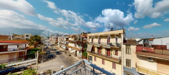 3-salle Appartement à Brusciano, Italy No. 24059 4