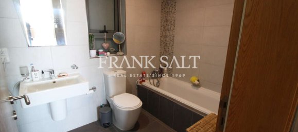 Apartamento de 2 dormitorios en Marsaskala, Malta No. 6392 6