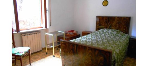 4 bedrooms Apartment in Montieri, Italy No. 254739 5