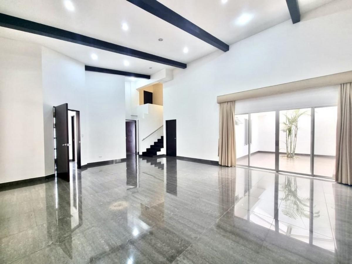 Casa T4 em San Jose, Costa Rica N.º 105