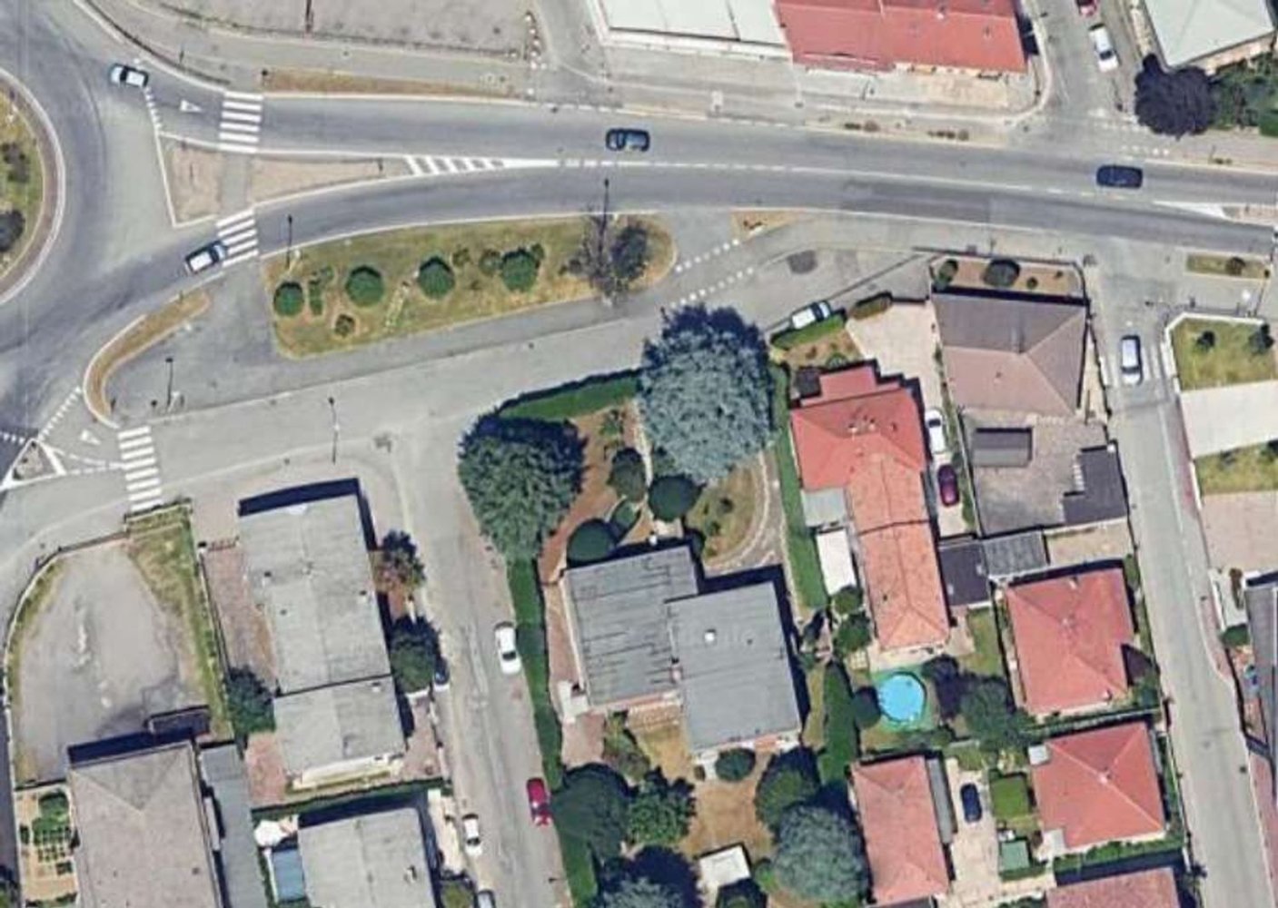 5-salle Appartement à Bareggio, Italy No. 305214