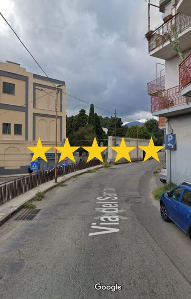 4 bedrooms Apartment in Messina, Italy No. 388464