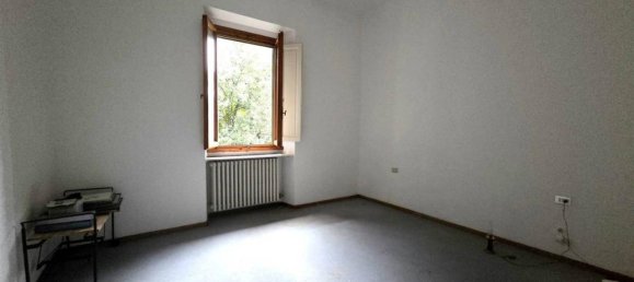 10 rooms House in Florence, Italy No. 25805 6