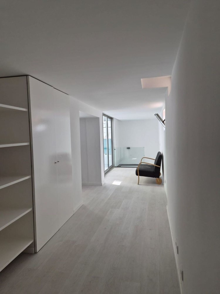 1 bedroom Apartment in Lisbon, Portugal No. 300878