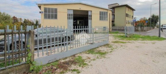 Lagerhaus in Soresina, Italy 400m², Nr. 341853 11