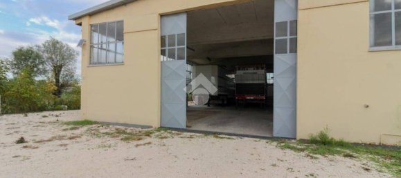 Lagerhaus in Soresina, Italy 400m², Nr. 341853 17