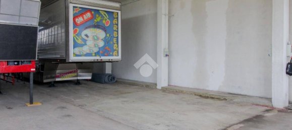 Lagerhaus in Soresina, Italy 400m², Nr. 341853 9