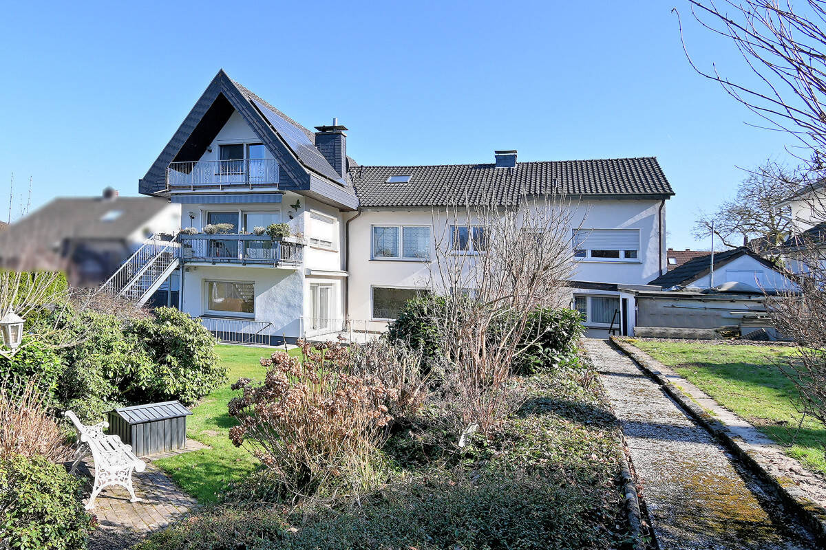 Edificio de 8 habitaciónes en Markischer, Germany No. 316777