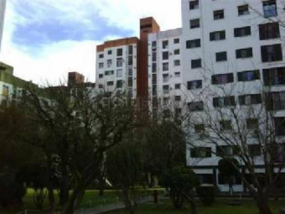 2 bedrooms Apartment in Avellaneda, Argentina No. 9820