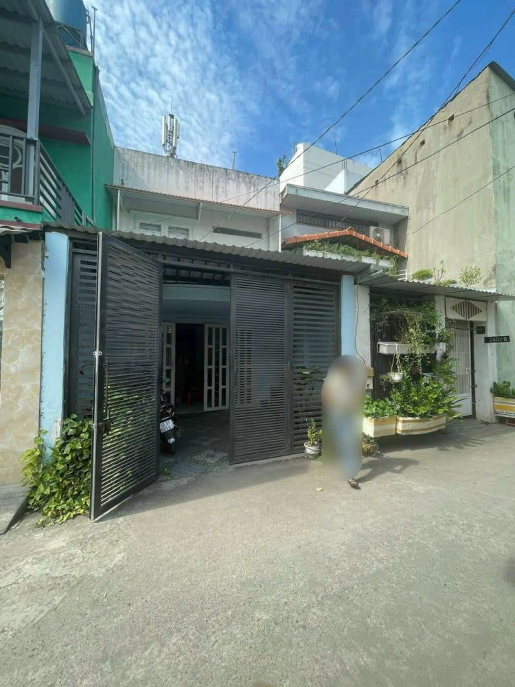 65.25m² Townhouse in District 7, Vietnam No. 12832