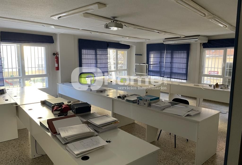 Escritório em Zamora, Spain 135 m² N.º 98203