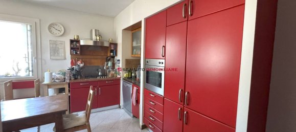 4 bedrooms Apartment in Vicenza, Italy No. 324131 5