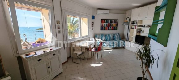 1 bedroom Apartment in Rome, Italy No. 267866 2