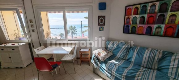 1 bedroom Apartment in Rome, Italy No. 267866 3