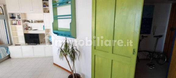 1 bedroom Apartment in Rome, Italy No. 267866 8