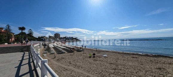 1 bedroom Apartment in Rome, Italy No. 267866 33