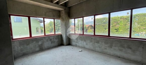 371m² Warehouse in Albano Sant'Alessandro, Italy No. 153521 23