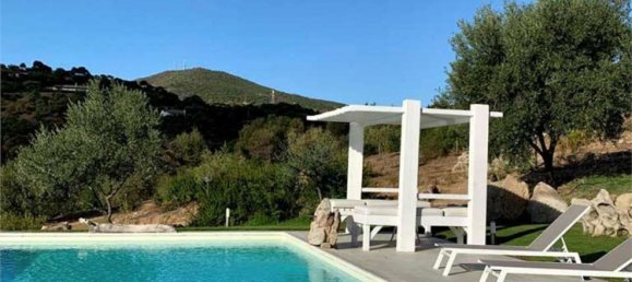 8 rooms Villa in Olbia, Italy No. 118500 4