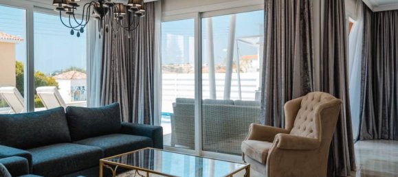 3 Schlafzimmer Villa in Mouttagiaka, Cyprus, Nr. 31614 9