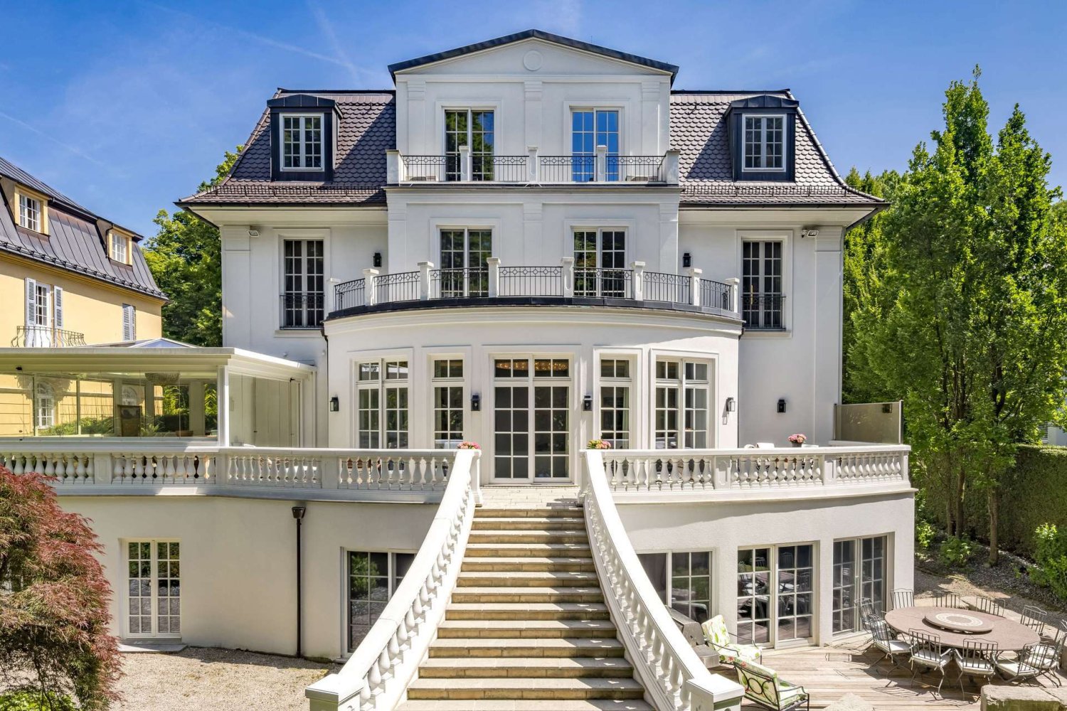 6 bedrooms Villa in Munich, Germany No. 331363