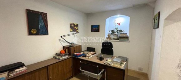 114m² Commercial property in Madrid, Spain No. 140410 9