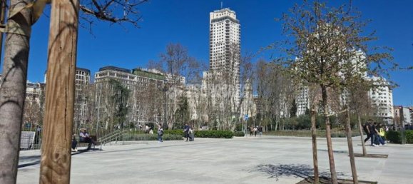 114m² Commercial property in Madrid, Spain No. 140410 14