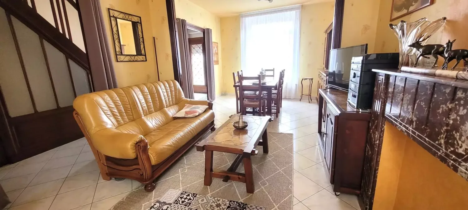 6 rooms House in Escautpont, France No. 256635