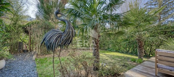 1 bedroom Apartment in Sevres, France No. 125608 8