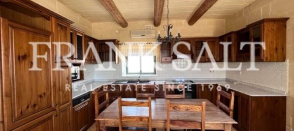 3 غرف نوم بنغالو في Xaghra, Malta رقم 5893 5