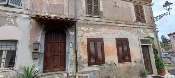 6 غرف نوم شقة في Carbognano, Italy رقم 328919 2