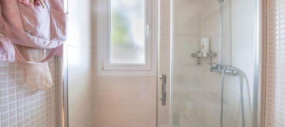 4 bedrooms Villa in Madrid, Spain No. 205493 27