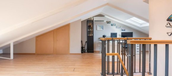 4 bedrooms Villa in Madrid, Spain No. 205493 32