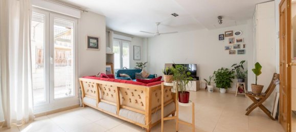 4 bedrooms Villa in Madrid, Spain No. 205493 10