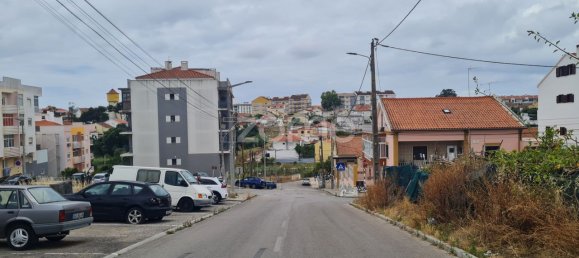 260m² Land in Corroios, Portugal No. 87118 8