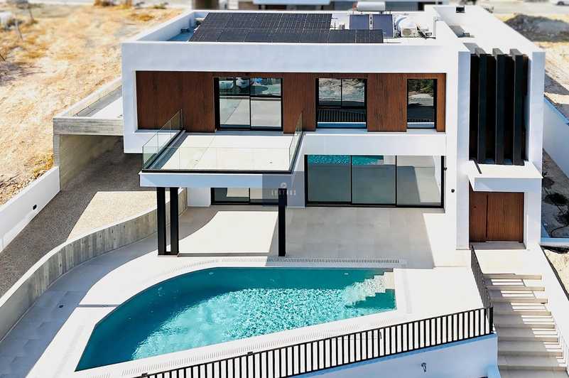 3 bedrooms Villa in Germasogeia, Cyprus No. 82370