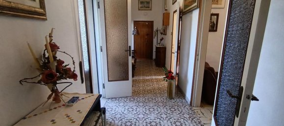 Apartamento de 3 divisões em Livorno, Italy N.º 306687 12