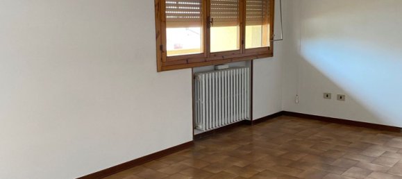 5-Zimmer Doppelhaus in Imola, Italy, Nr. 94673 18