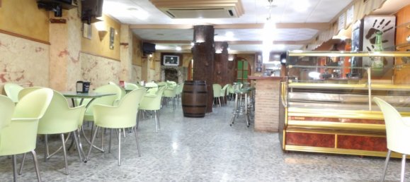 Gewerbliche Immobilie in Alicante, Spain 150m², Nr. 65922 2