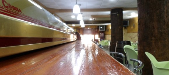 Gewerbliche Immobilie in Alicante, Spain 150m², Nr. 65922 37