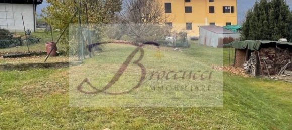 1 bedroom Apartment in Bisuschio, Italy No. 82746 4